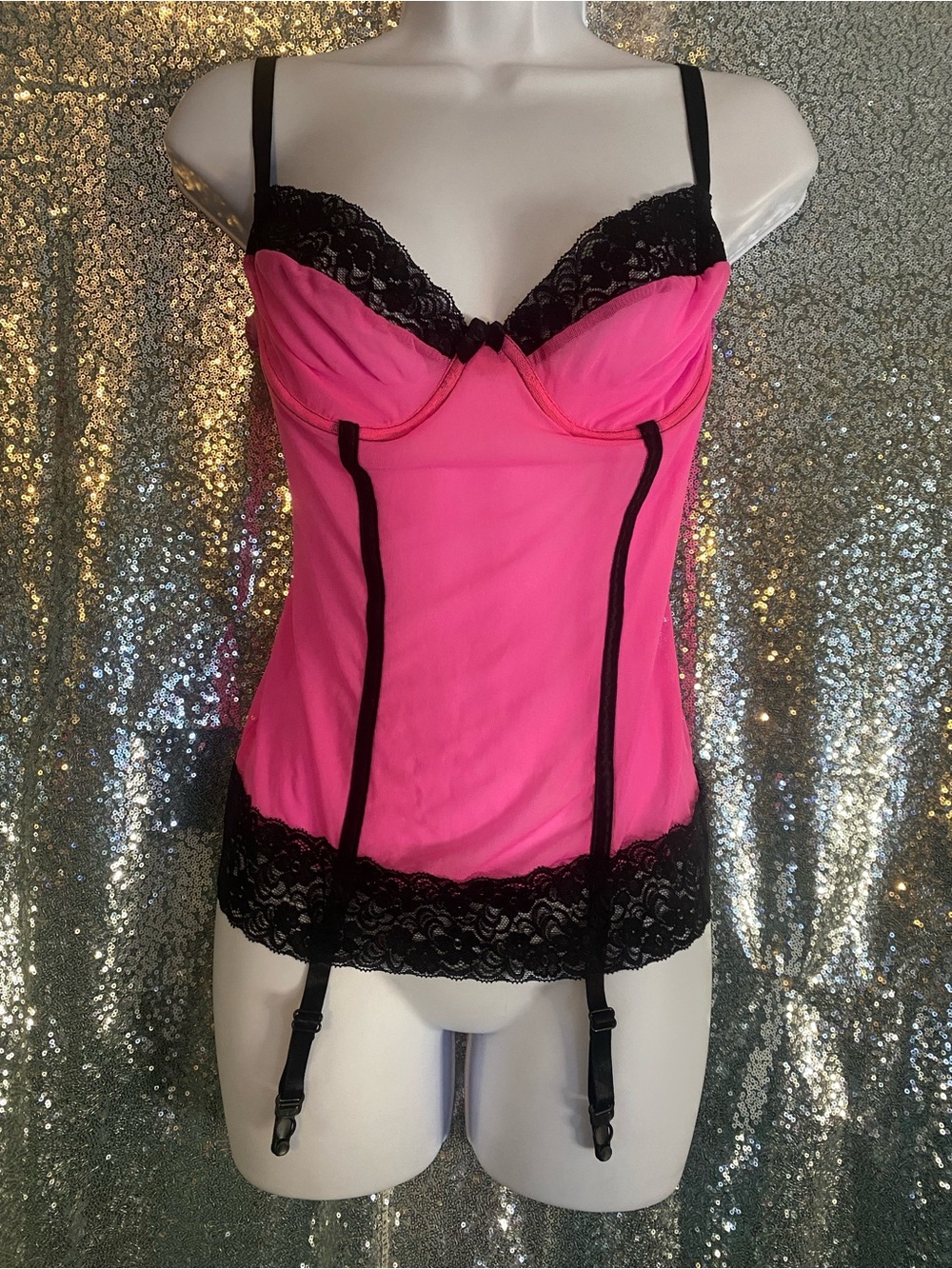 💗🖤 Escanté Hot Pink Lace Bustier Chemise w/ Garter Straps 🖤💗